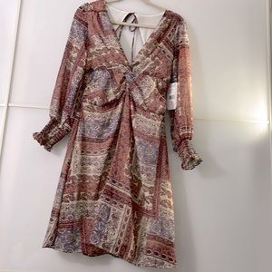 Julia Jordan Twisted Mini Dress in Beige/ Modesens